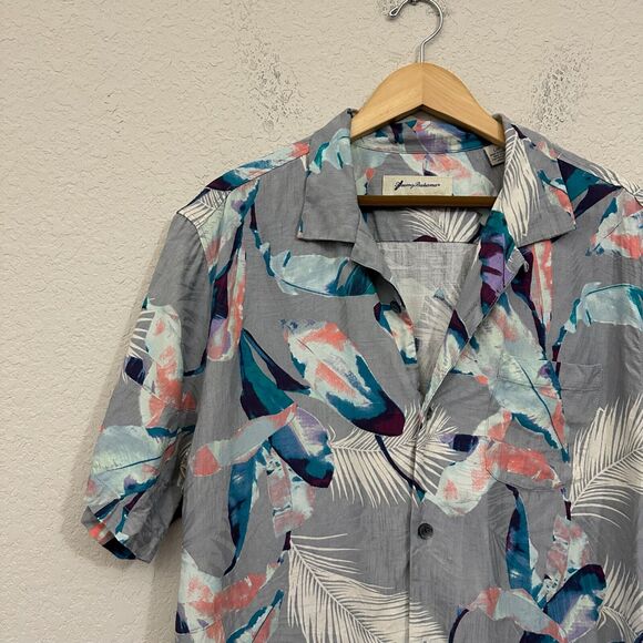 NWOT TOMMY BAHAMA Silk Feathers Print Hawaiian Short Sleeve Shirt in Grey - Picture 2 of 8